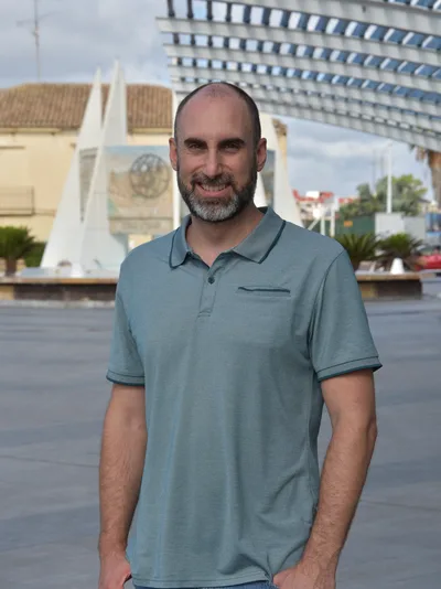 Gregorio Hernández, Arquitecto Técnico en Herna Proyectos