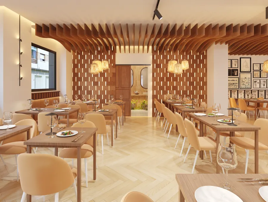 Sala del restaurante bajo el techo de listones en tonos terracota